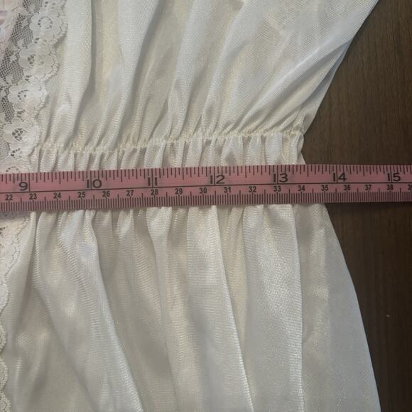 Vintage Dreamaway White Peignoir Movie Star Robe 2 Button Pink Lace Trim Nylon L - Picture 10 of 12